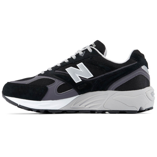 New Balance 880R